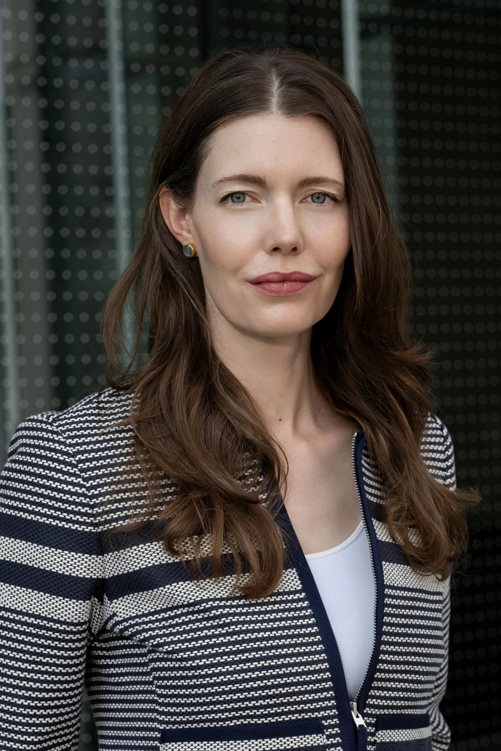 profile of Dominique Zipper